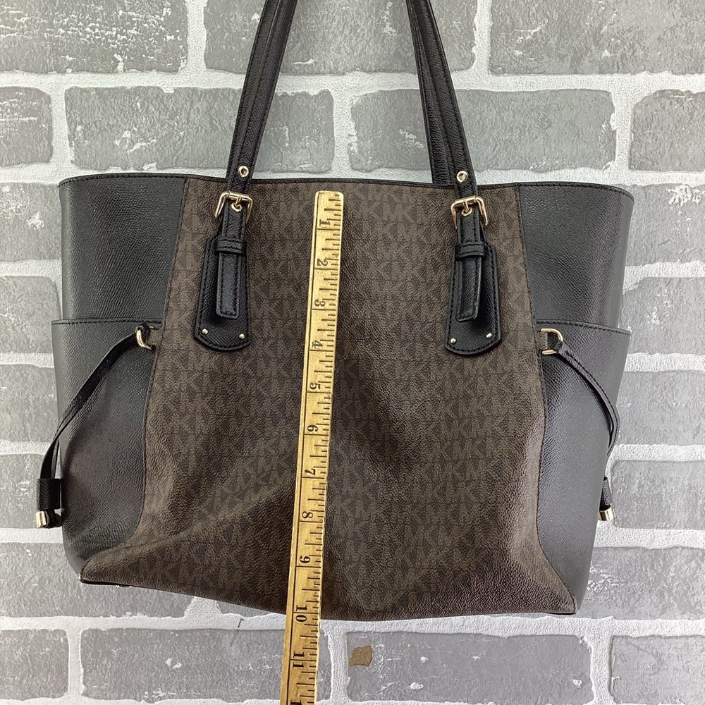 Michael Kors Brown and Black Women's Voyager Small Logo Tote Bag - Picture 10 of 10